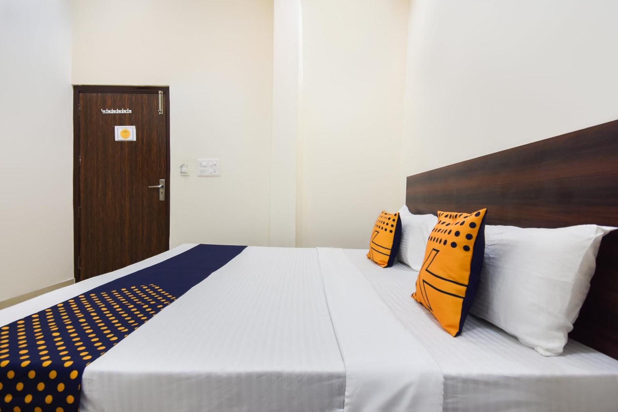 Spot On Deep Guest House Amritsar Exterior foto